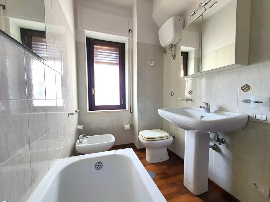 Immagine 15 di Appartamento in affitto  in viale Pio X a Catanzaro