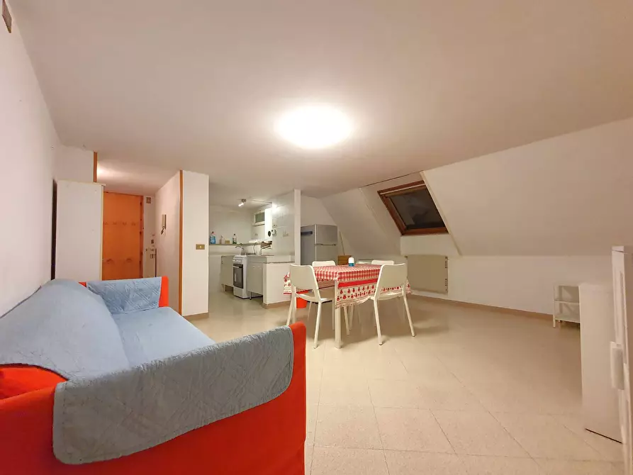 Immagine 1 di Appartamento in affitto  in via Francesco Paglia a Catanzaro