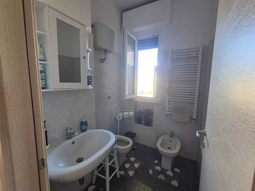 Immagine 10 di Camera in affitto  in Via Stretto Antico 8A a Catanzaro