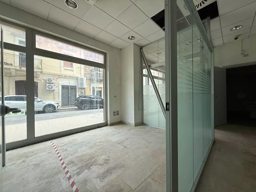 Immagine 7 di Ufficio in affitto  in via Nazario Sauro a Catanzaro