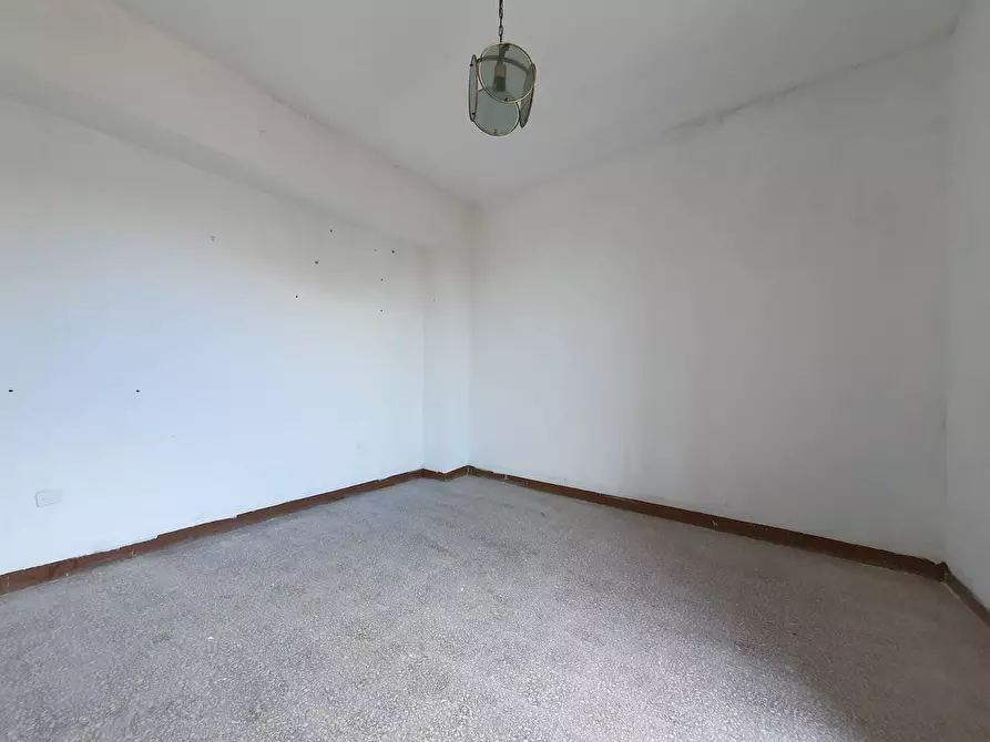 Immagine 8 di Appartamento in vendita  in via Francesco Acri a Catanzaro