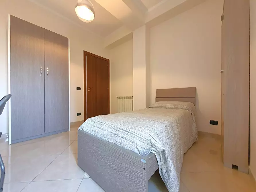 Immagine 12 di Appartamento in affitto  in Via Marincola Politi a Catanzaro