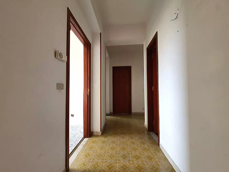 Immagine 8 di Appartamento in vendita  in viale Vincenzo De Filippis a Catanzaro