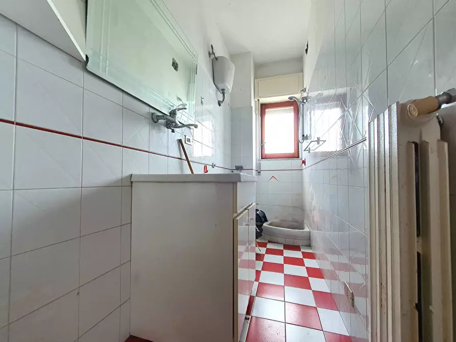 Immagine 11 di Appartamento in vendita  in viale Vincenzo De Filippis a Catanzaro