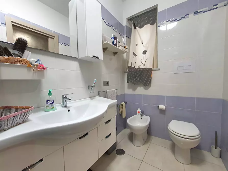 Immagine 5 di Appartamento in affitto  in via Domenico Marincola Pistoia a Catanzaro