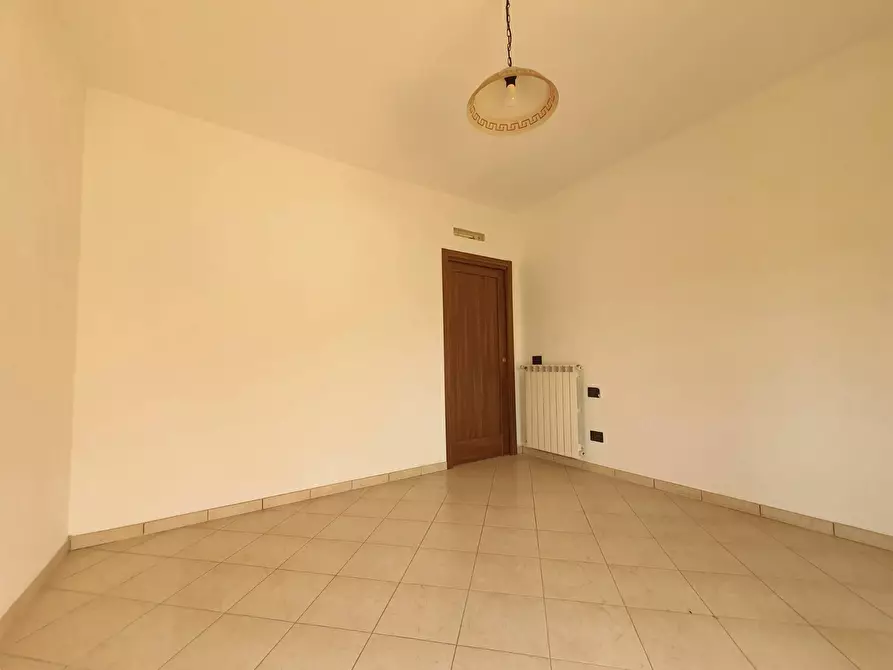 Immagine 15 di Villetta a schiera in vendita  in Via Padre Pietro da Settingiano a Amato