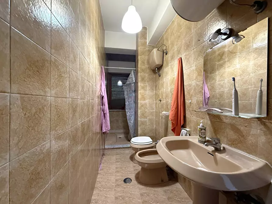 Immagine 8 di Appartamento in vendita  in via F. Caracciolo a Catanzaro