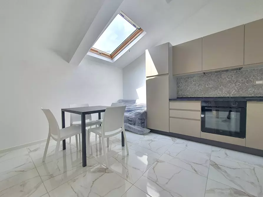 Immagine 1 di Appartamento in affitto  in Corso Giuseppe Mazzini a Catanzaro