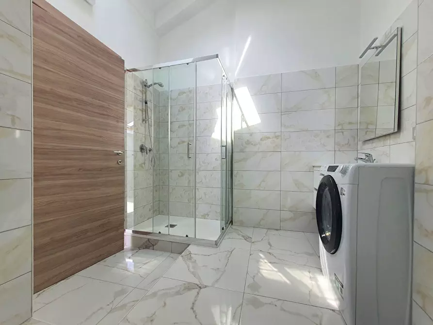 Immagine 10 di Appartamento in affitto  in Corso Giuseppe Mazzini a Catanzaro