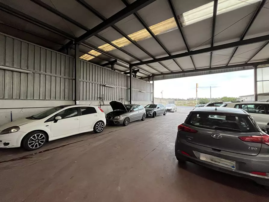 Immagine 9 di Capannone industriale in affitto  in Strada Statale 106 Jonica a Catanzaro