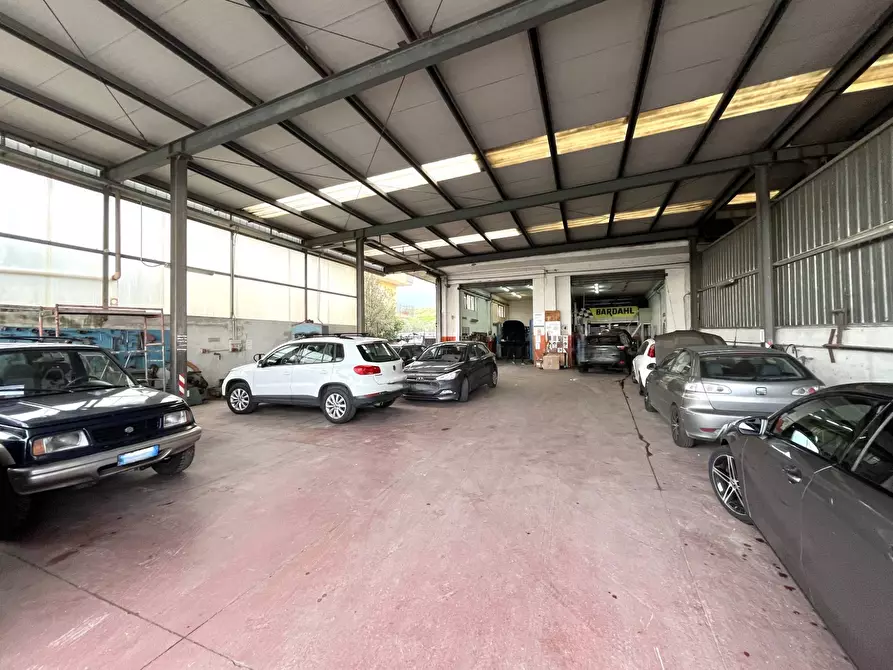 Immagine 1 di Capannone industriale in affitto  in Strada Statale 106 Jonica a Catanzaro