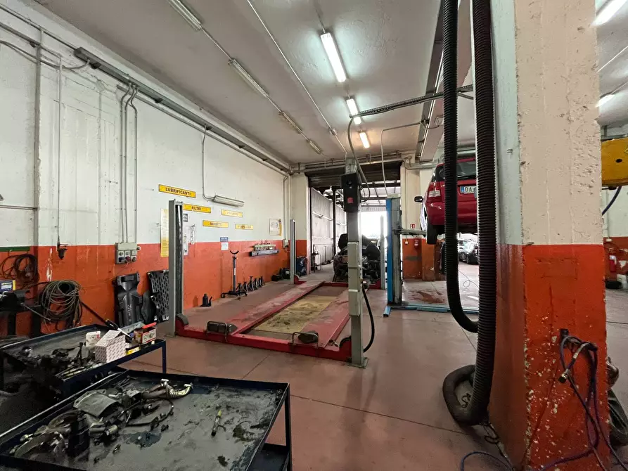 Immagine 3 di Capannone industriale in affitto  in Strada Statale 106 Jonica a Catanzaro