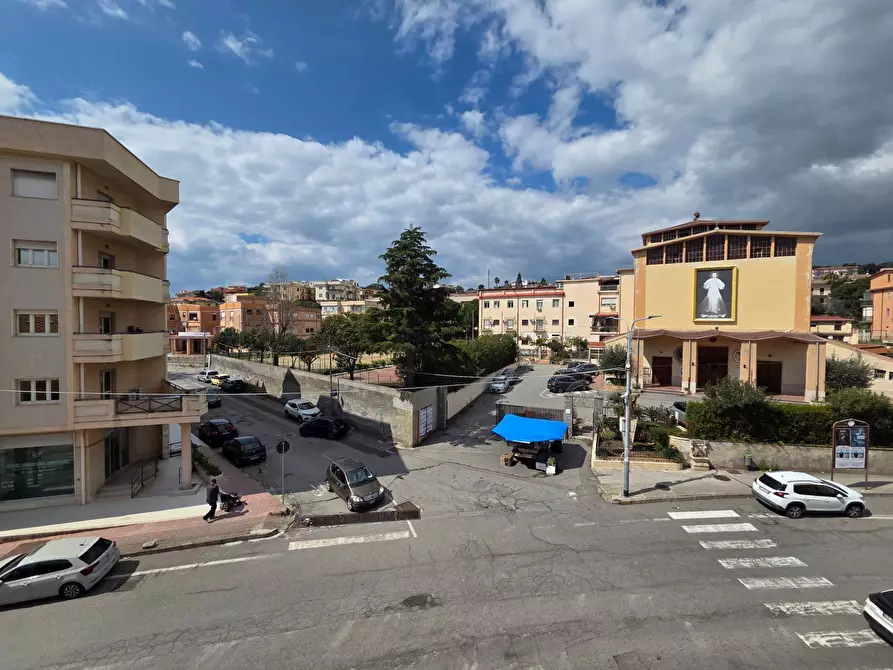 Immagine 5 di Appartamento in vendita  in viale Crotone a Catanzaro