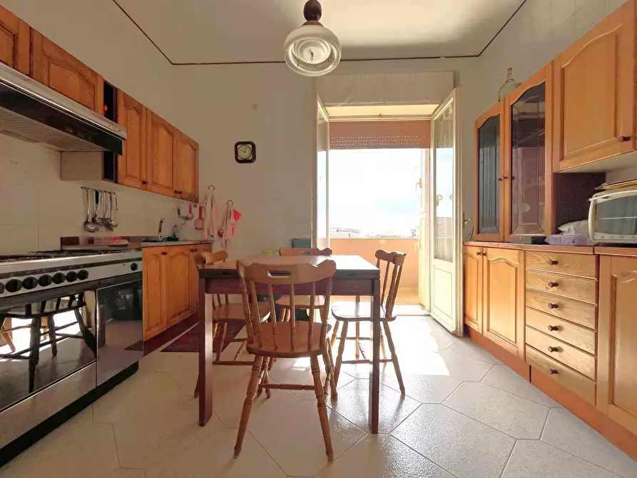 Immagine 10 di Appartamento in vendita  in viale Crotone a Catanzaro