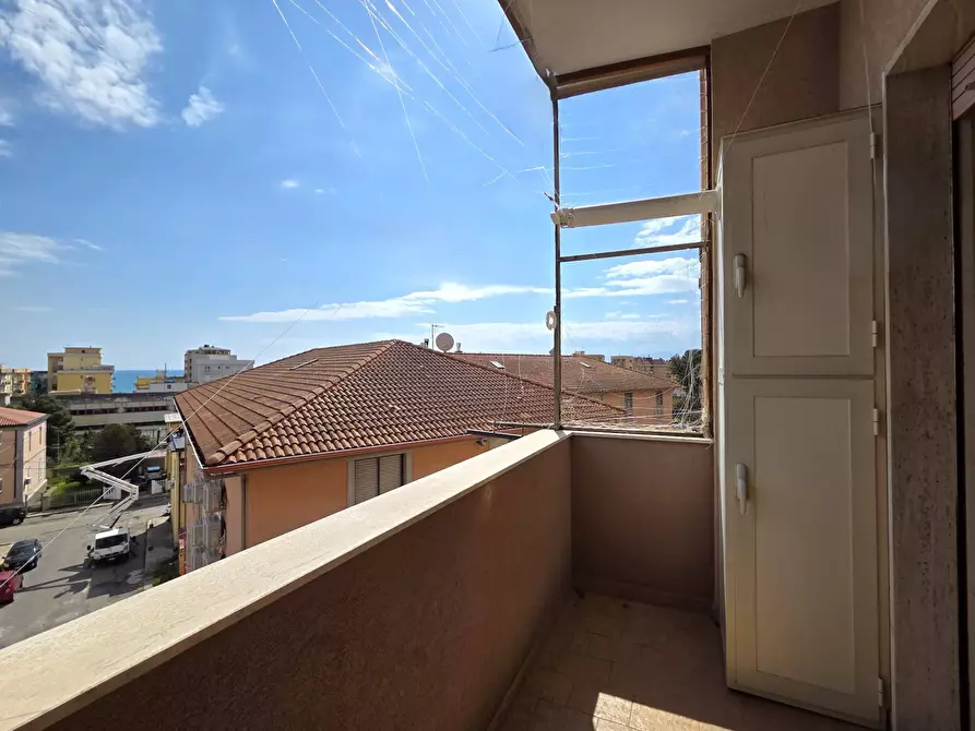 Immagine 11 di Appartamento in vendita  in viale Crotone a Catanzaro