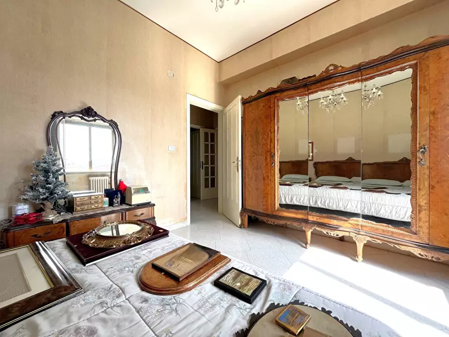 Immagine 17 di Appartamento in vendita  in viale Crotone a Catanzaro