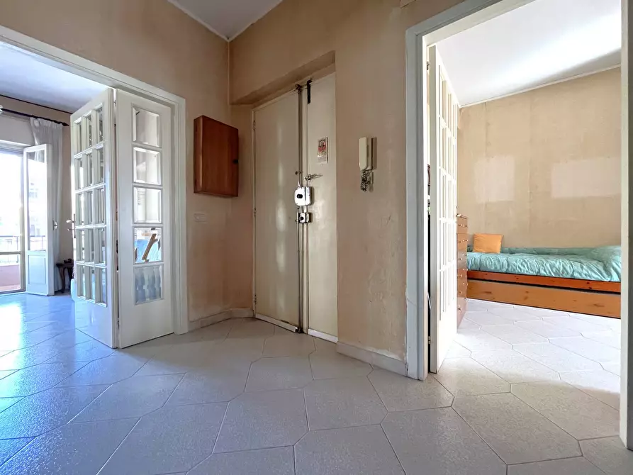 Immagine 22 di Appartamento in vendita  in viale Crotone a Catanzaro