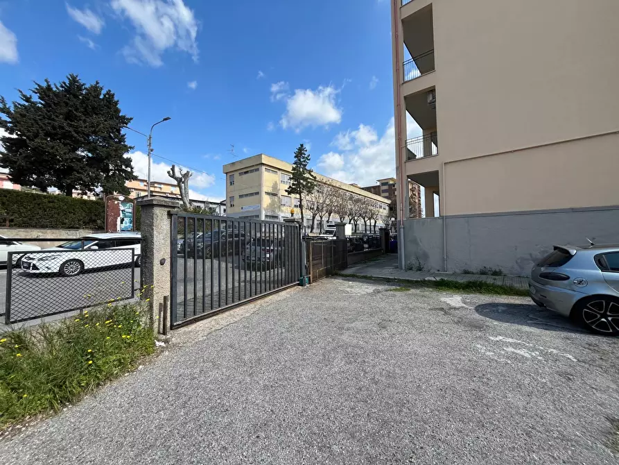 Immagine 26 di Appartamento in vendita  in viale Crotone a Catanzaro