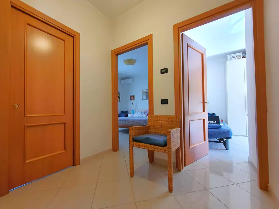 Immagine 8 di Appartamento in vendita  in via dei Conti Ruffo a Catanzaro