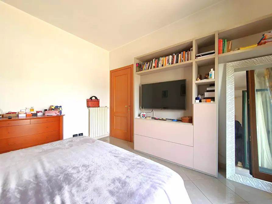 Immagine 15 di Appartamento in vendita  in via dei Conti Ruffo a Catanzaro