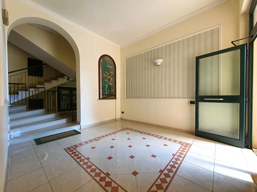 Immagine 19 di Appartamento in vendita  in via dei Conti Ruffo a Catanzaro