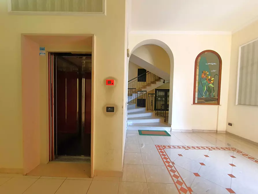 Immagine 20 di Appartamento in vendita  in via dei Conti Ruffo a Catanzaro