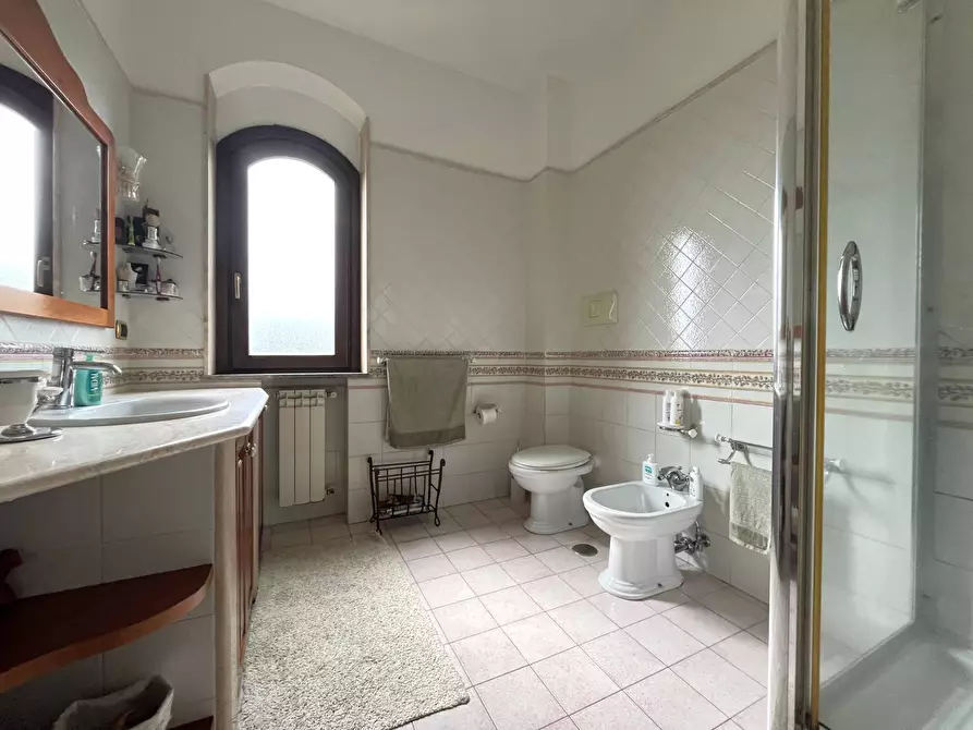 Immagine 13 di Casa semindipendente in vendita  in via dei Tulipani 32 a Catanzaro