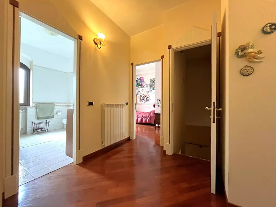 Immagine 12 di Casa semindipendente in vendita  in via dei Tulipani 32 a Catanzaro