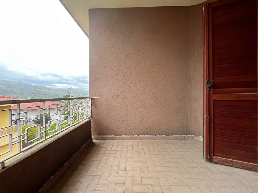 Immagine 10 di Villa in vendita  in Corso Bernardino Telesio 80 a Amato