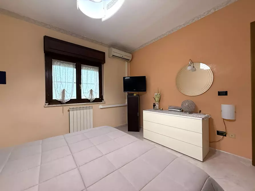 Immagine 8 di Appartamento in vendita  in viale Magna Grecia a Catanzaro