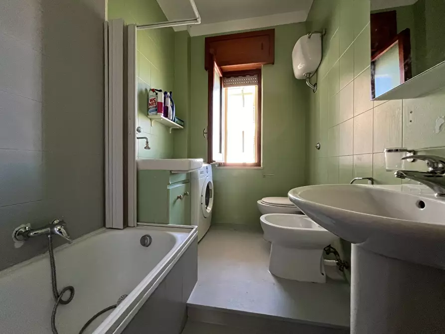 Immagine 10 di Appartamento in vendita  in via Sant'Elena a Catanzaro