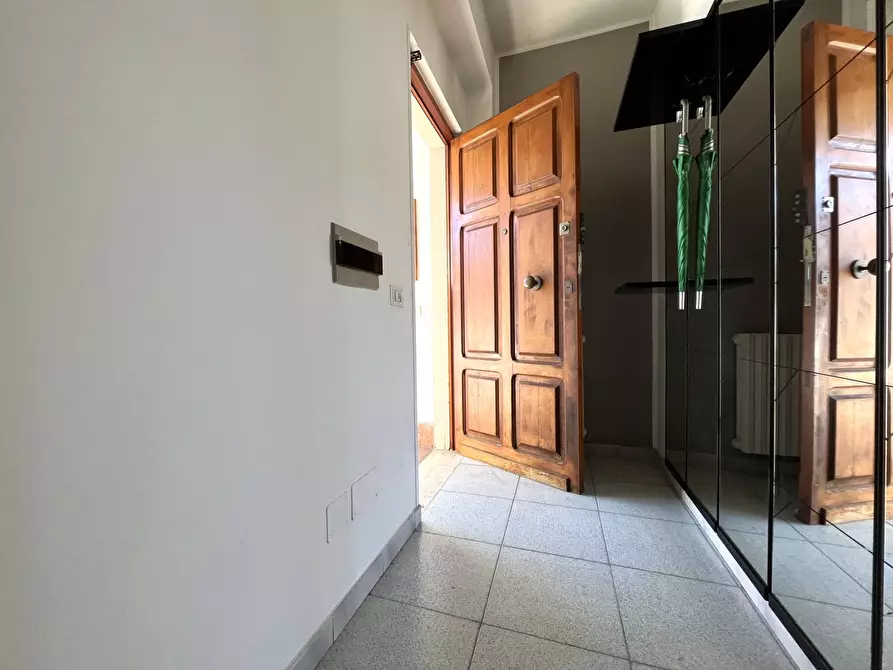 Immagine 17 di Appartamento in vendita  in via Sant'Elena a Catanzaro