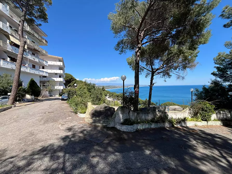 Immagine 22 di Appartamento in vendita  in Via San Martino 53 a Catanzaro