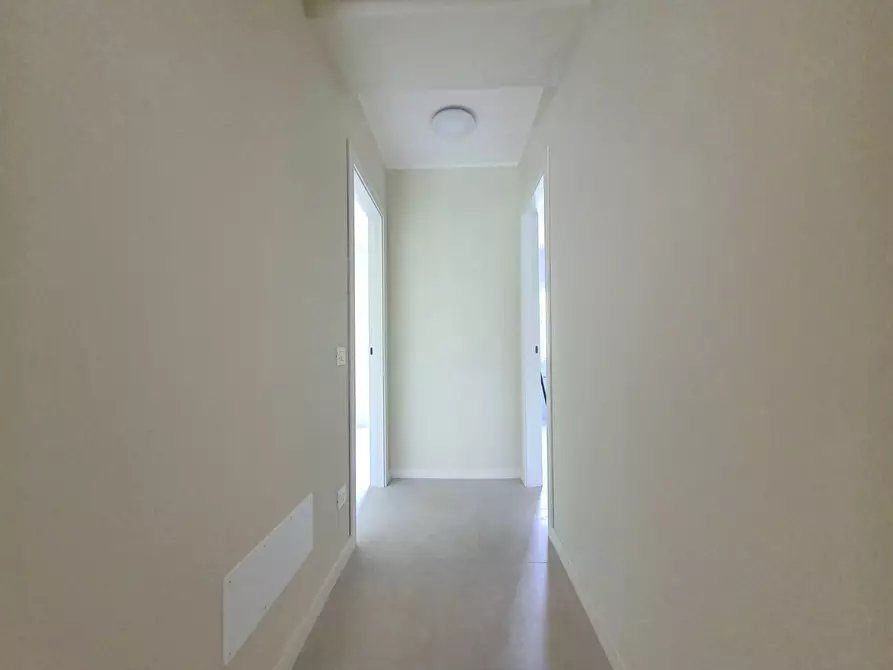 Immagine 6 di Appartamento in affitto  in viale Lucrezia della Valle a Catanzaro