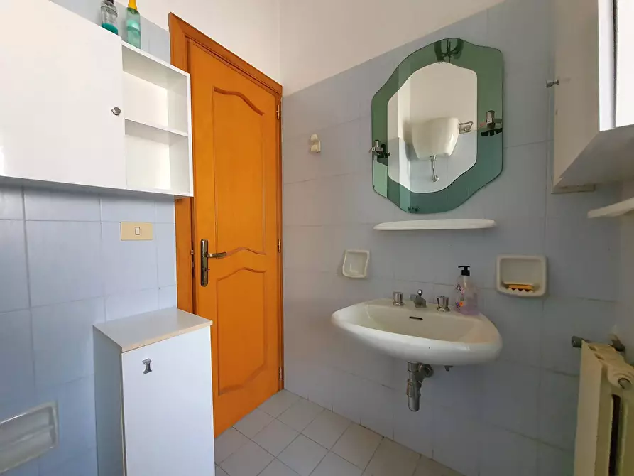 Immagine 15 di Appartamento in vendita  in via Gianvincenzo Gravina 7 a Catanzaro