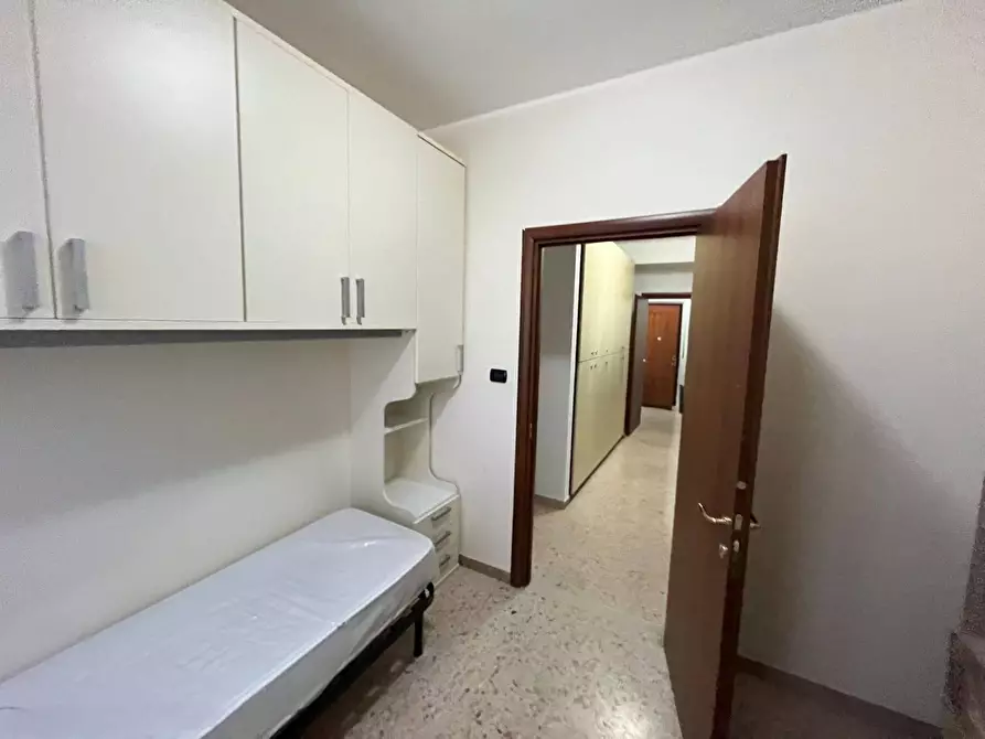 Immagine 10 di Camera in affitto  in Via Stretto Antico 8A a Catanzaro