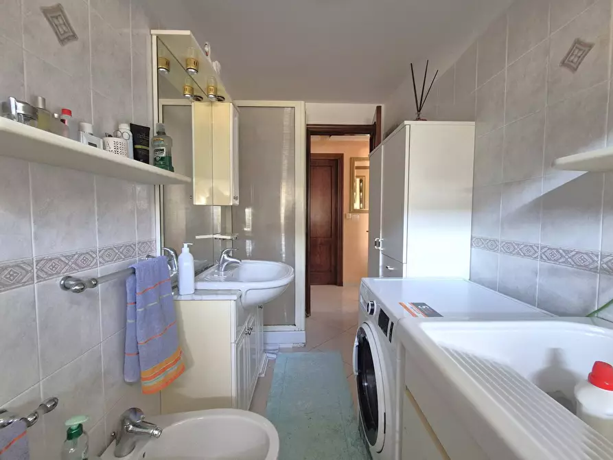 Immagine 9 di Appartamento in affitto  in Viale Crotone 147 a Catanzaro