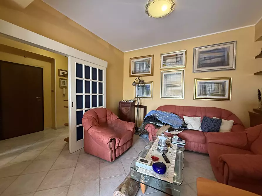 Immagine 5 di Appartamento in vendita  in Via Eraclea 36/d a Catanzaro