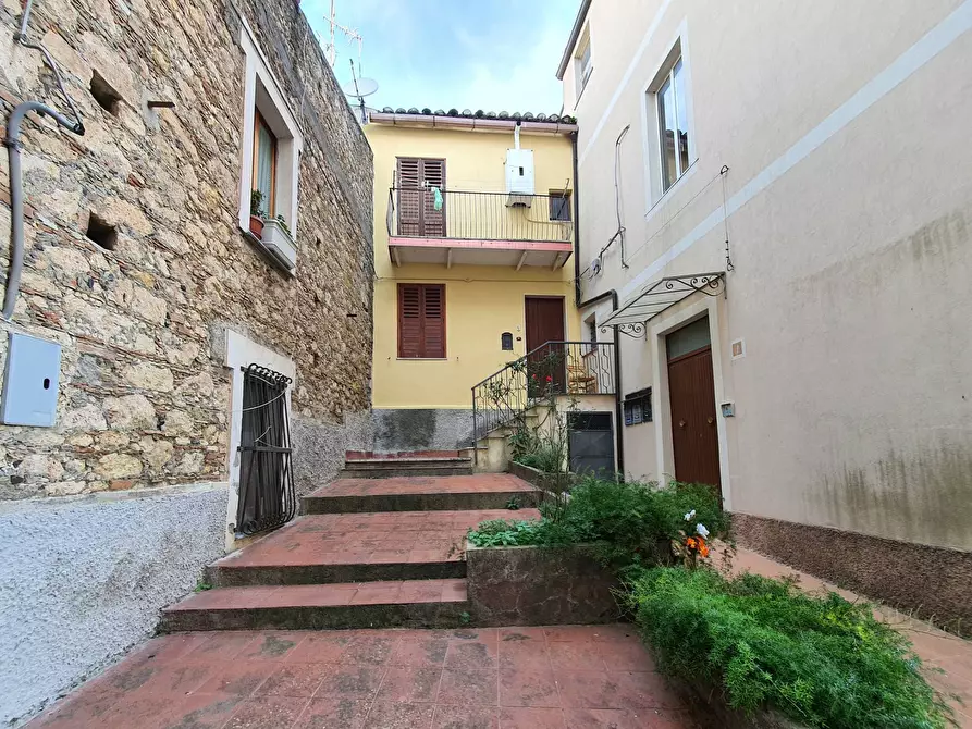 Immagine 1 di Casa semindipendente in vendita  in via Nuova a Catanzaro