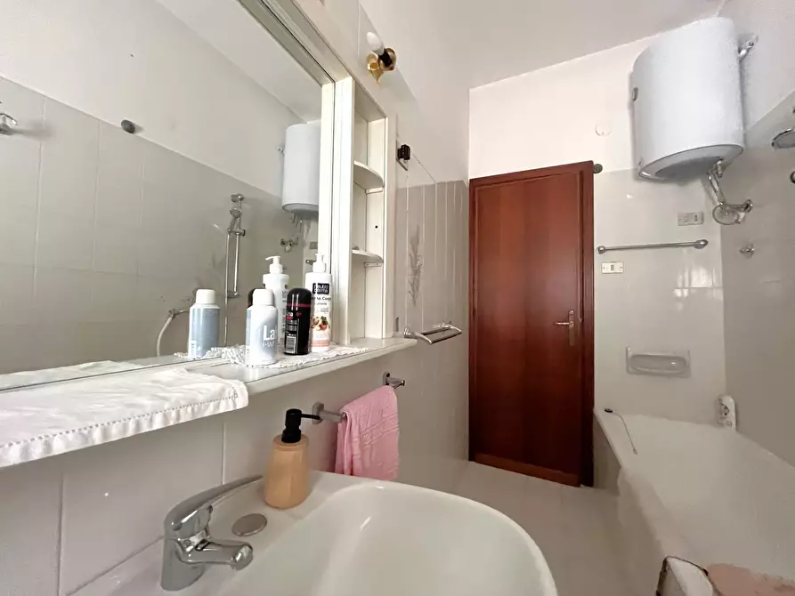 Immagine 9 di Appartamento in vendita  in via Civitavecchia 10 a Catanzaro