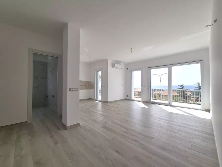 Immagine 1 di Appartamento in affitto  in Via Antonio Izzi De Falenta 14 a Catanzaro