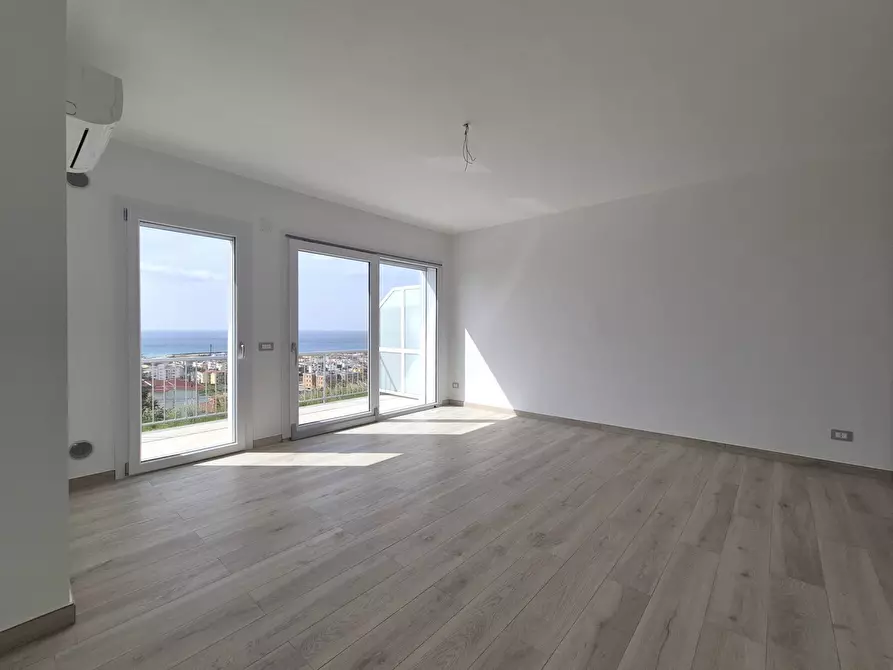 Immagine 5 di Appartamento in affitto  in Via Antonio Izzi De Falenta 14 a Catanzaro