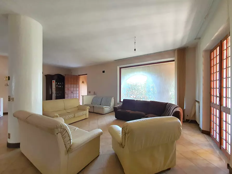 Immagine 10 di Villa in vendita  in Corso Bernardino Telesio 80 a Amato