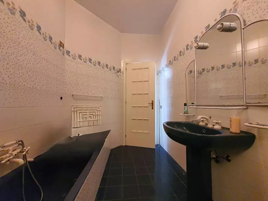 Immagine 26 di Villa in vendita  in Corso Bernardino Telesio 80 a Amato