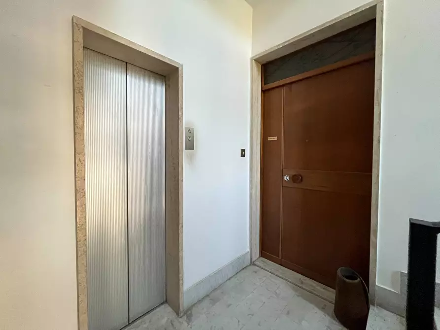 Immagine 19 di Appartamento in vendita  in Via Bezzecca 1/A a Catanzaro