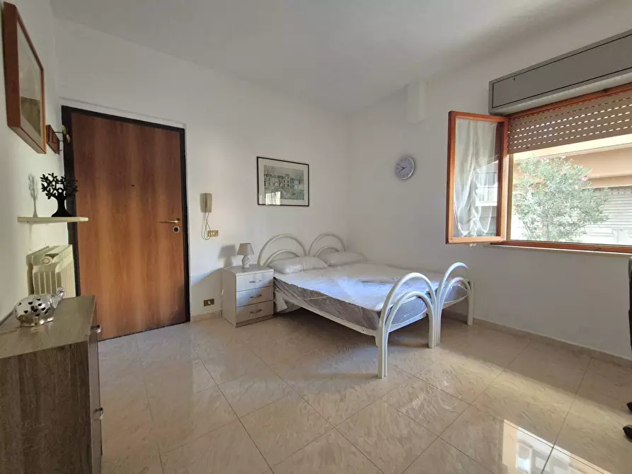 Immagine 14 di Camera in affitto  in Viale Crotone 19 a Catanzaro