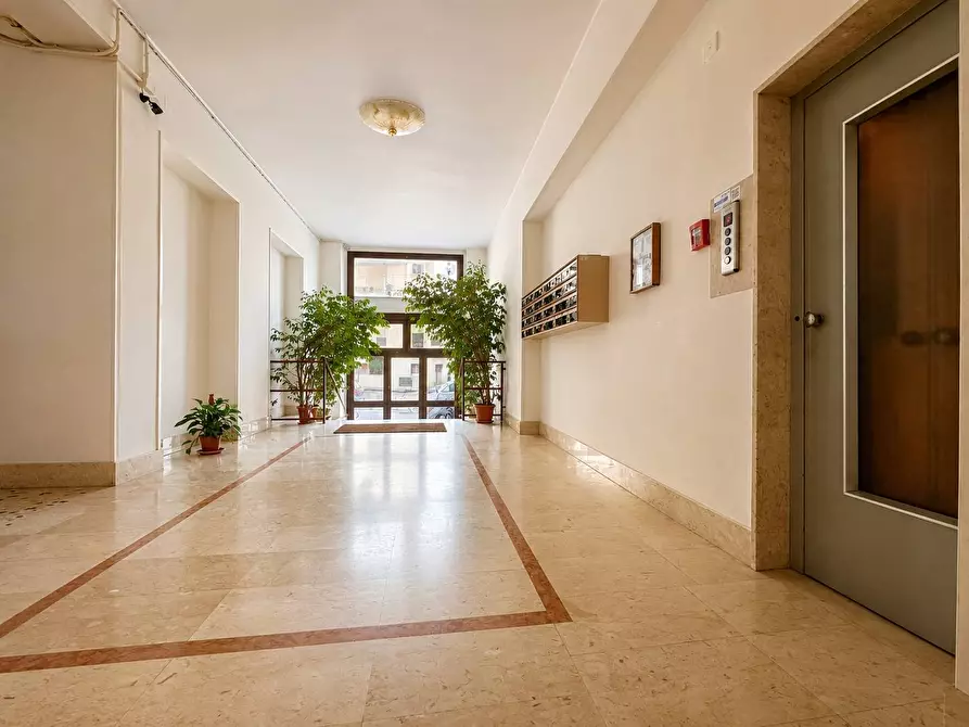 Immagine 16 di Appartamento in vendita  in via Madonna dei Cieli 16 a Catanzaro