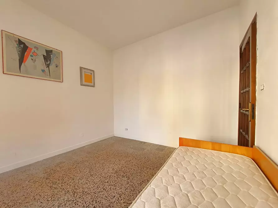 Immagine 9 di Appartamento in vendita  in via Andrea Fabiani a Catanzaro