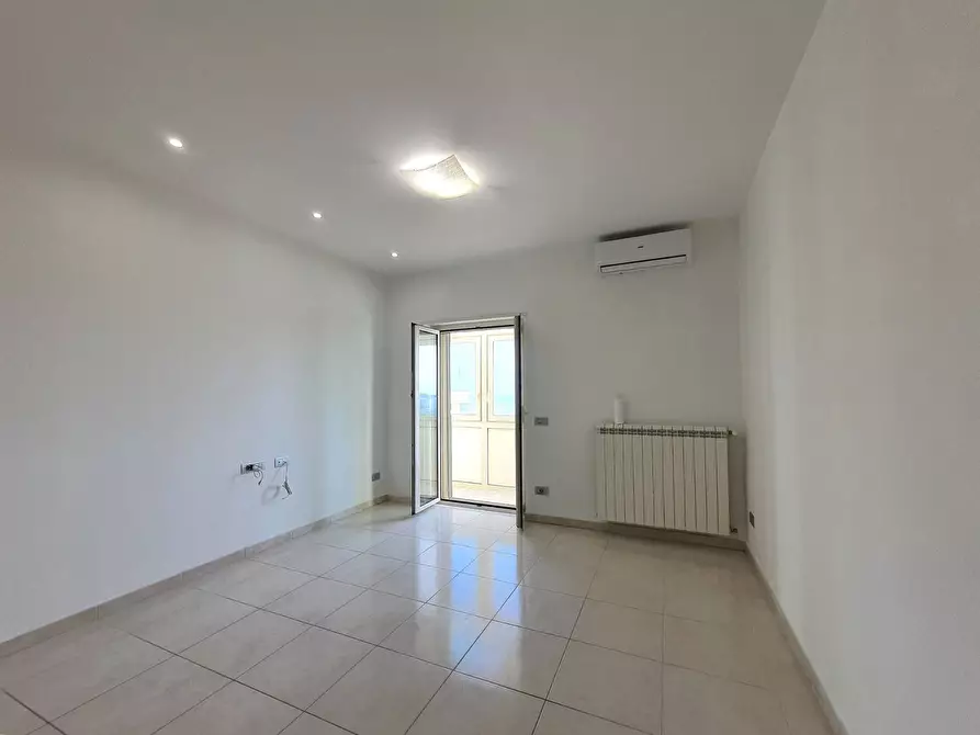 Immagine 2 di Appartamento in affitto  in via Domenico Marincola Pistoia a Catanzaro