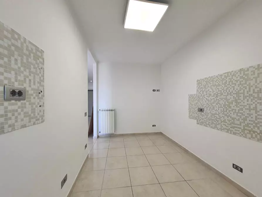 Immagine 5 di Appartamento in affitto  in via Domenico Marincola Pistoia a Catanzaro